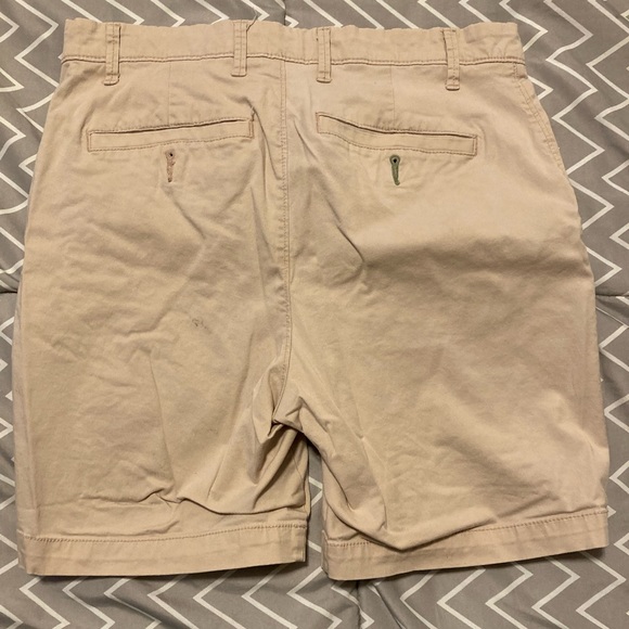 Men’s Light Peach Linden Flat Front Shorts 7 inch above knee shorts - Picture 2 of 4